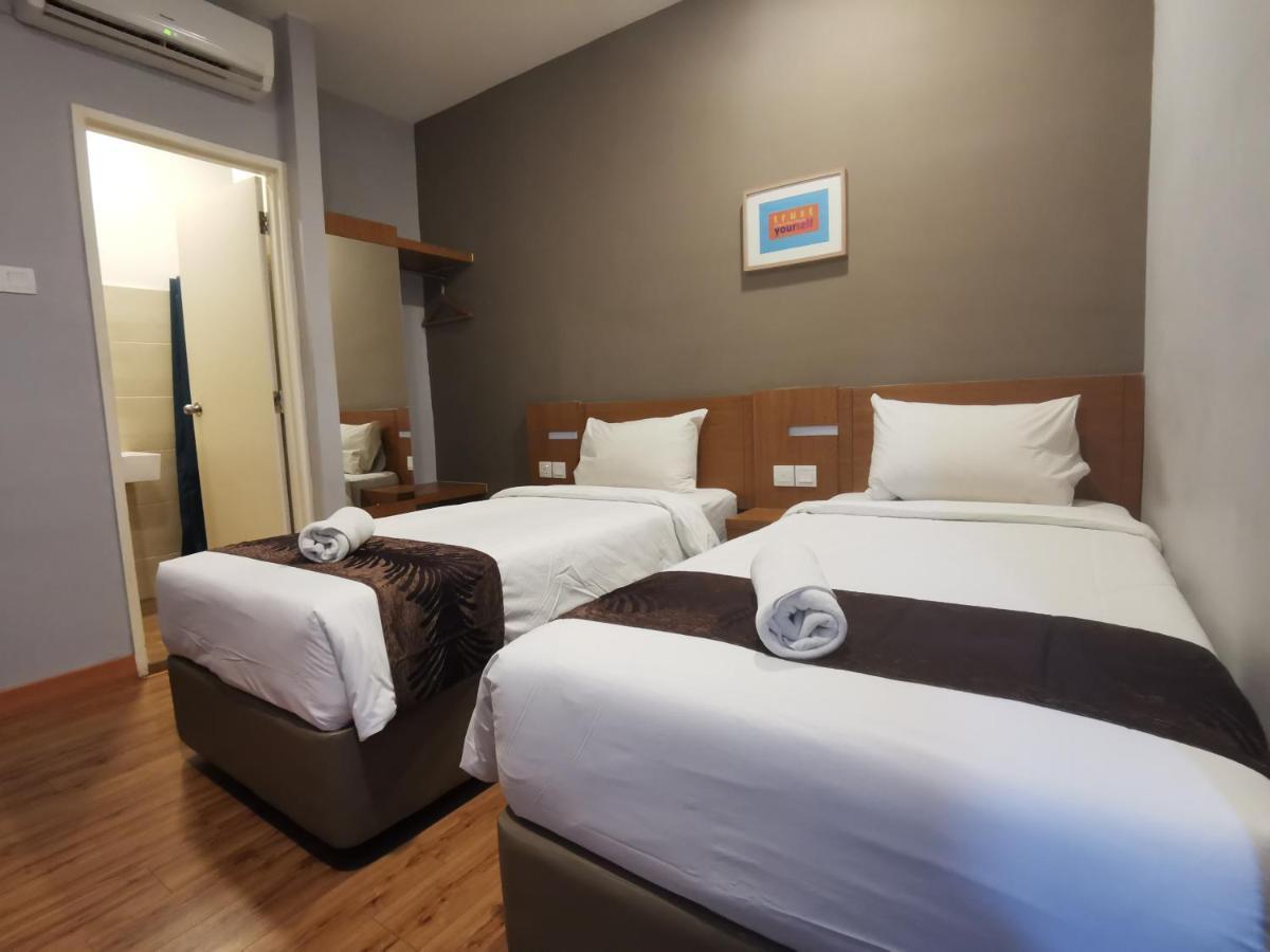 Hotel Zamburger Second Link Johor Bahru Buitenkant foto