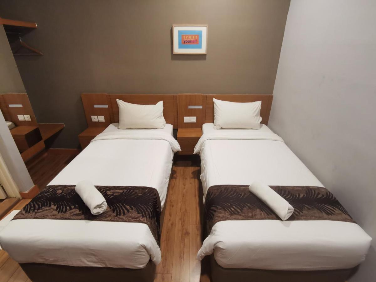 Hotel Zamburger Second Link Johor Bahru Buitenkant foto